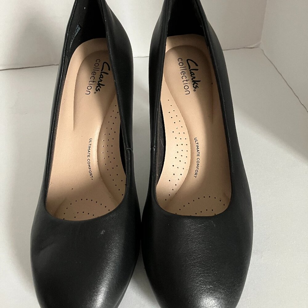 Clarks Ambyr2 Braley Black Leather Heels Women Size 9M.